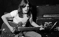 smlMalcolmYoung